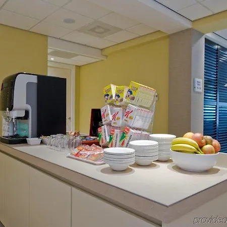 Express - South By Ihg