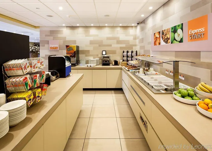 Express - South By Ihg