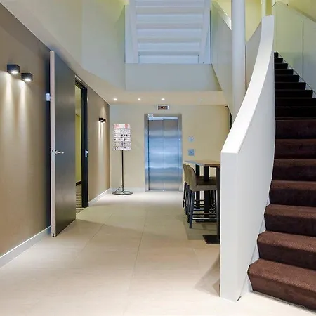 Hotel Express - South By Ihg