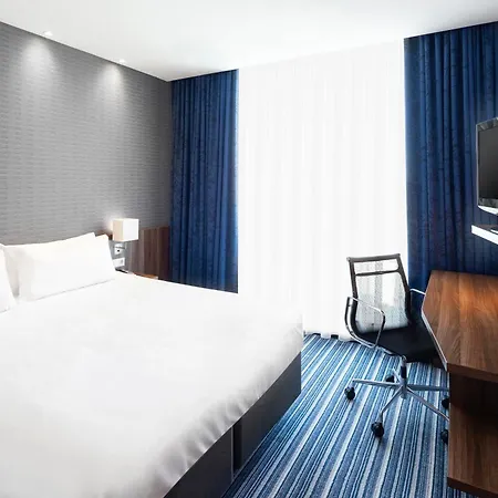 Express - South By Ihg Hotell 3*