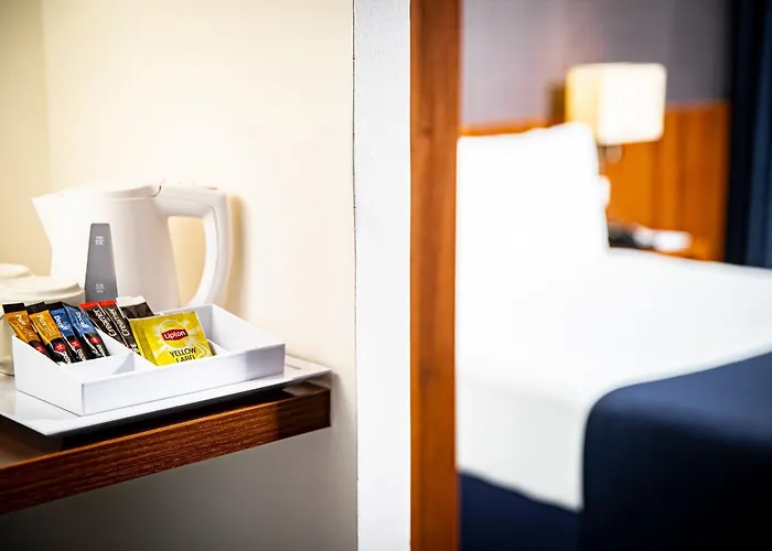 Express - South By Ihg מלון