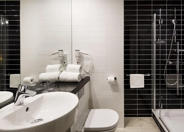 Hotel Express - South By Ihg