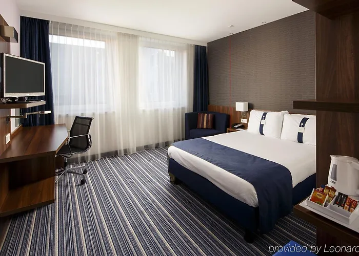 Express - South By Ihg מלון 3*