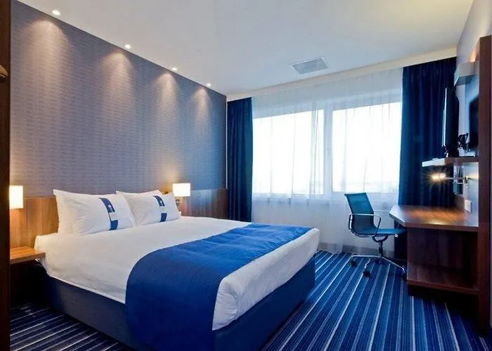 Express - South By Ihg