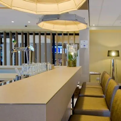 Express - South By Ihg