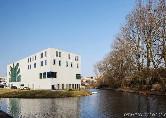 מלון Express - South By Ihg