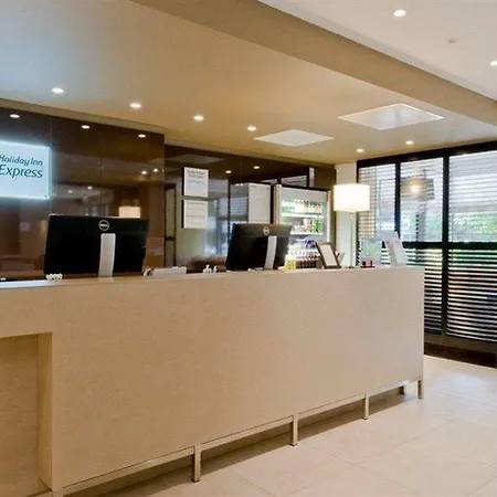 Hotel Express - South By Ihg 3*